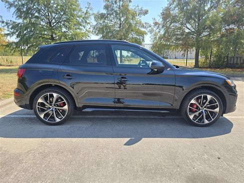 Used 2021 Audi SQ5 Premium Plus w/ Premium Plus Package AWD/4WD image 7
