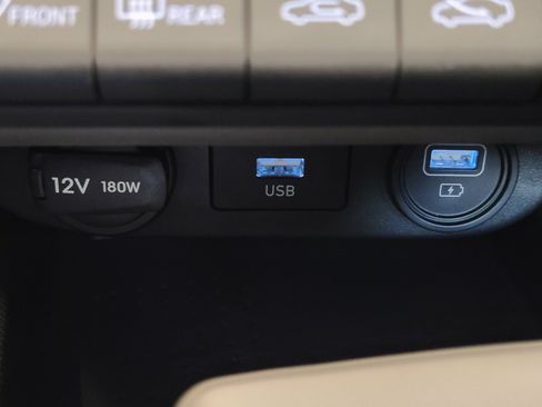Used 2023 Hyundai Elantra SEL w/ Convenience Package FWD image 21