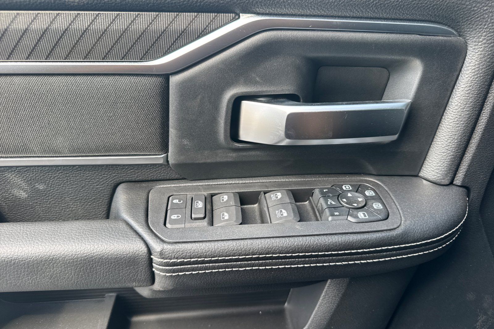 New 2026 RAM 3500 Big Horn AWD/4WD image 10