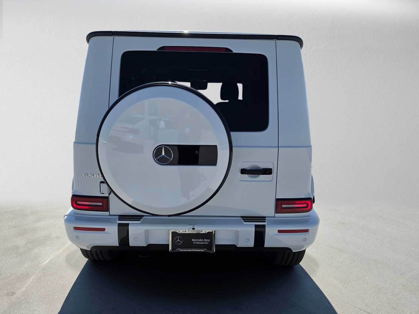 New 2027 Mercedes-Benz G 580 e image 4