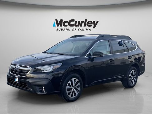 Used 2020 Subaru Outback Premium image 2