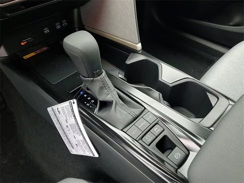 Used 2026 Toyota Camry LE image 18