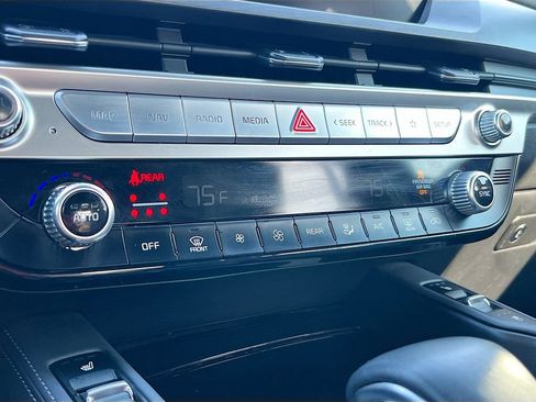 Used 2023 Kia Telluride EX X-Line image 16