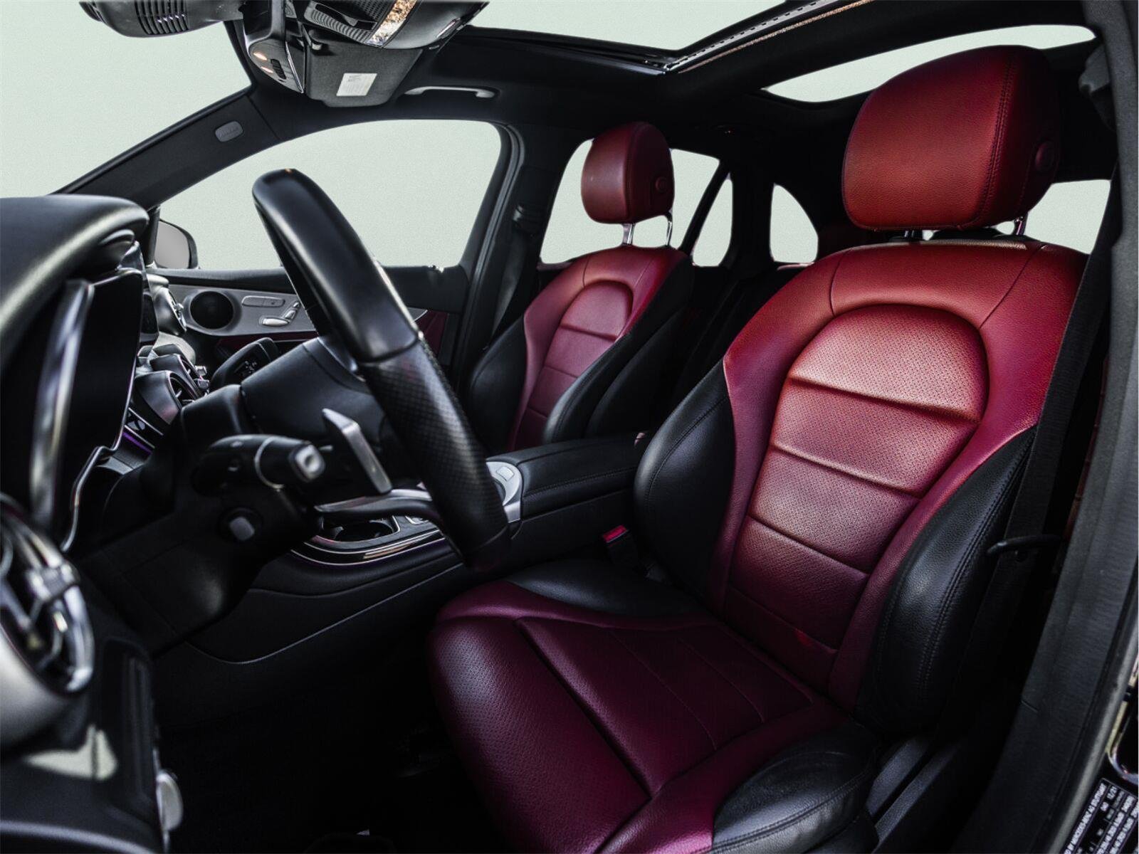 Used 2022 Mercedes-Benz GLC 300 image 10