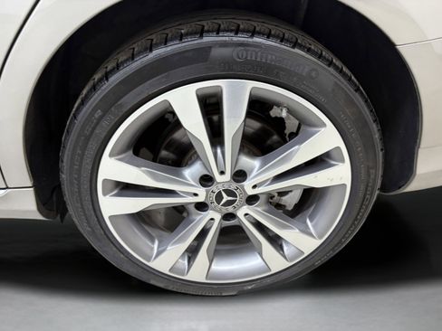 Used 2020 Mercedes-Benz C 300 4MATIC Sedan image 8