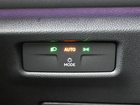 New 2026 Volkswagen Tiguan SE AWD/4WD image 24