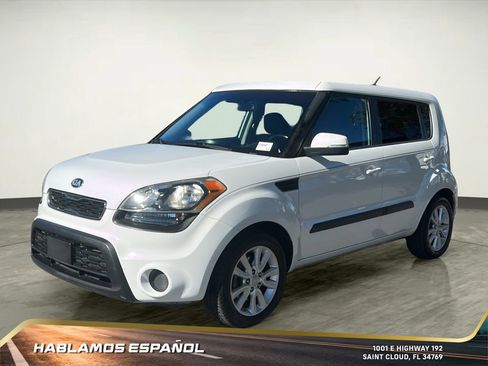 Used 2013 Kia Soul + image 2