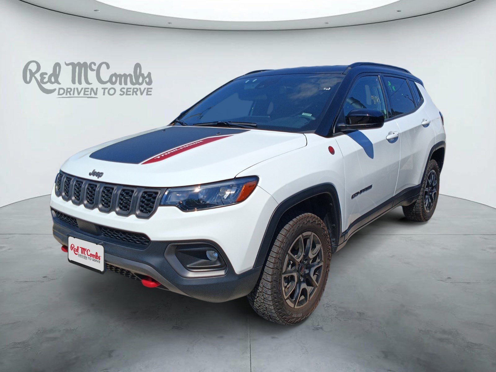 Used 2025 Jeep Compass Trailhawk AWD/4WD image 1