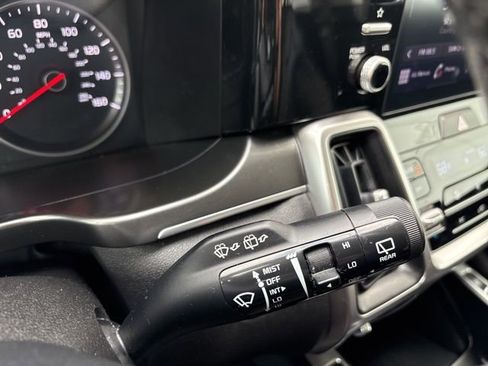 Certified 2021 Kia Sorento S w/ Panoramic Sunroof Package image 23