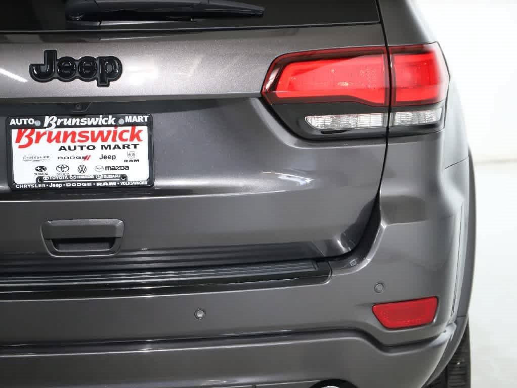 Used 2018 Jeep Grand Cherokee Altitude AWD/4WD image 43