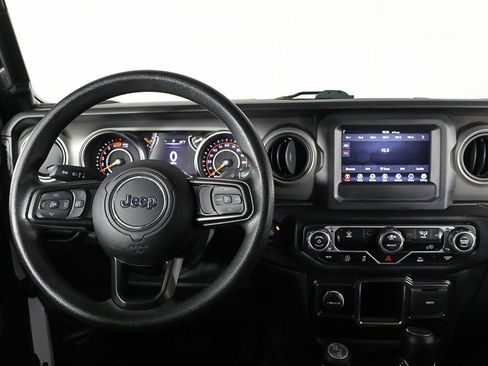 Used 2022 Jeep Wrangler Unlimited Sport image 27