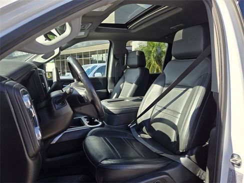 Used 2022 GMC Sierra 2500 Denali w/ Denali Ultimate Package image 9