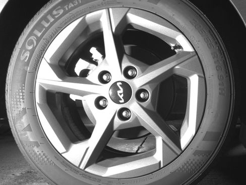 Used 2025 Kia K4 FWD image 15