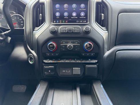 Used 2021 Chevrolet Silverado 1500 LTZ w/ LTZ Premium Package AWD/4WD image 11