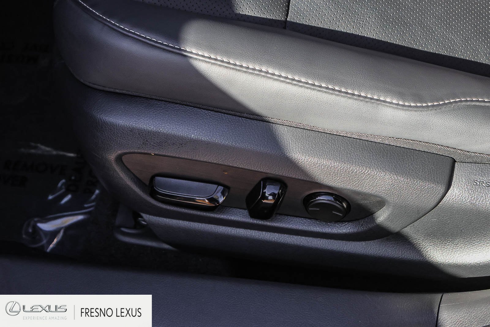 Certified 2025 Lexus UX 300h AWD image 21
