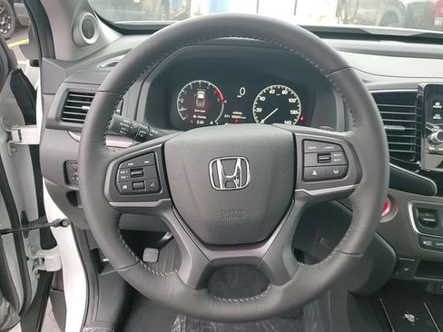 New 2025 Honda Ridgeline RTL image 14