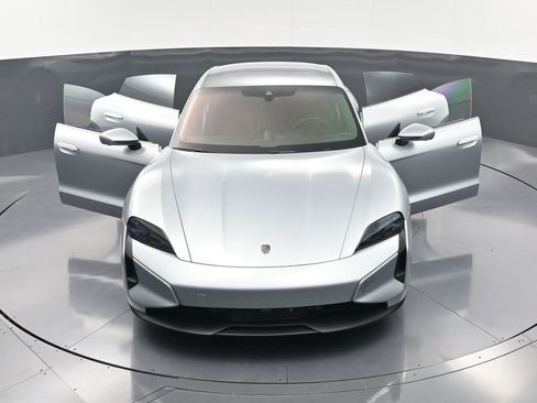 Certified 2025 Porsche Taycan Turbo image 36