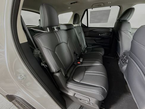 New 2026 Honda Pilot image 37