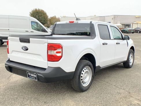 New 2025 Ford Maverick XL image 8