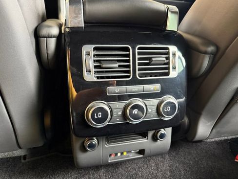 Used 2016 Land Rover Range Rover HSE image 31