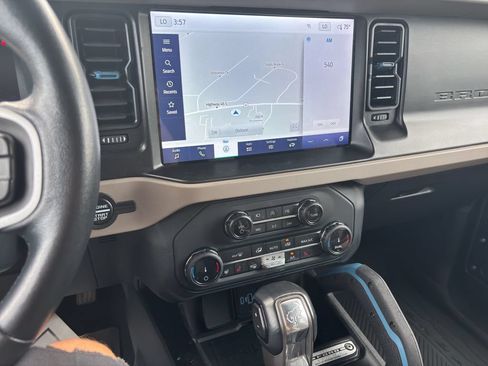 Used 2022 Ford Bronco Wildtrak AWD/4WD image 24