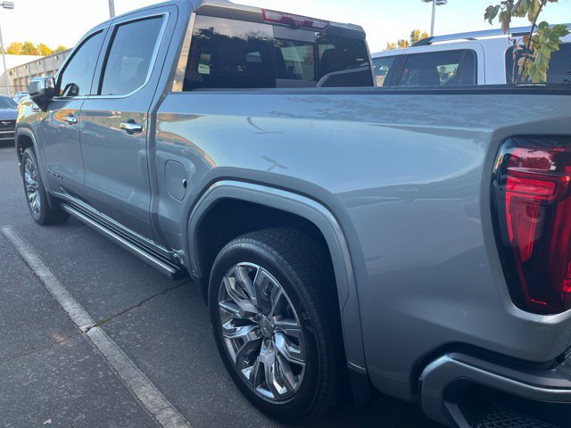 Used 2025 GMC Sierra 1500 Denali w/ Denali Reserve Package AWD/4WD image 4