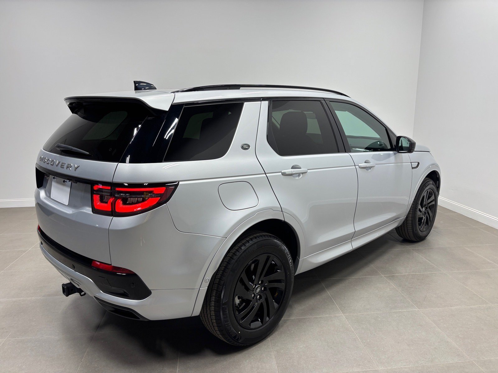 New 2024 Land Rover Discovery Sport S AWD/4WD image 6