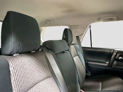 Used 2020 Toyota 4Runner TRD Off-Road image 28