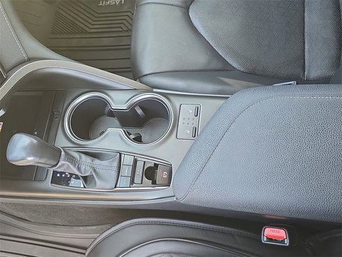 Used 2023 Toyota Camry XSE image 26