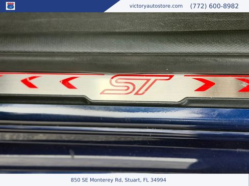 Used 2017 Ford Focus ST FWD image 16