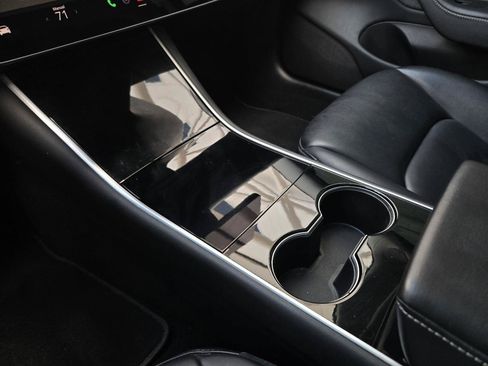 Used 2019 Tesla Model 3 Long Range AWD/4WD image 31