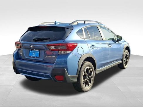 Used 2023 Subaru Crosstrek 2.0i Premium image 6
