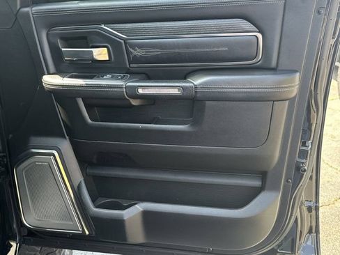 Used 2019 RAM 2500 Limited AWD/4WD image 16