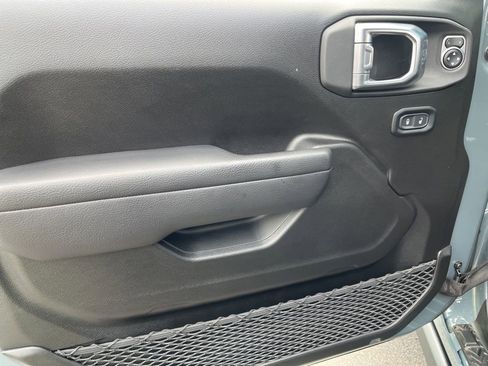 Used 2025 Jeep Wrangler Rubicon image 27