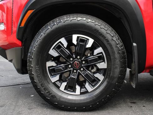Used 2024 Nissan Frontier Pro-X w/ Pro Convenience Package RWD image 11