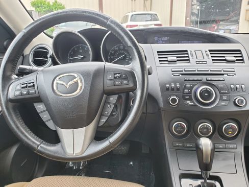 Used 2012 MAZDA MAZDA3 s Touring FWD image 31