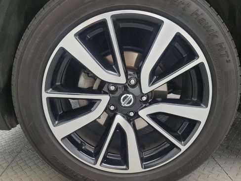 Used 2020 Nissan Rogue SL FWD image 31