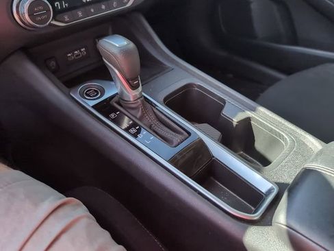 Used 2024 Nissan Sentra SV w/ All-Weather Package image 21