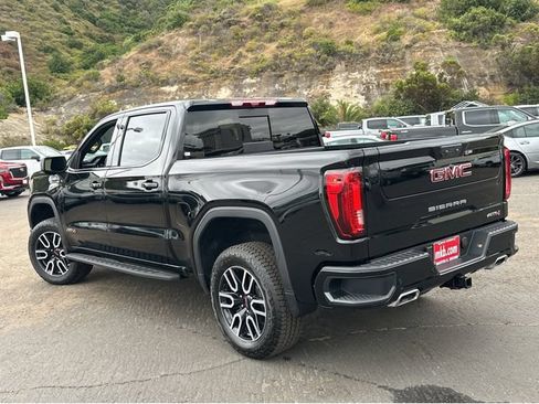 New 2026 GMC Sierra 1500 AT4 w/ AT4 Premium Package AWD/4WD image 3