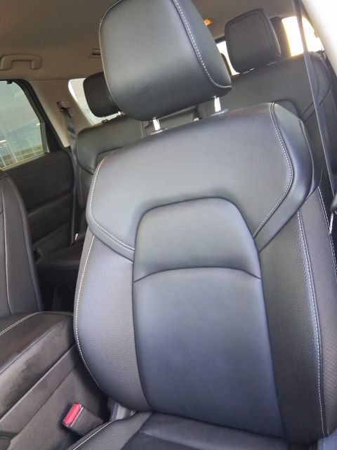 Certified 2025 Nissan Pathfinder SL FWD image 12