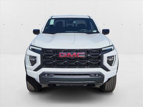 New 2025 GMC Canyon Elevation w/ Convenience Package image 6