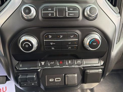 Used 2021 GMC Sierra 2500 SLE image 30