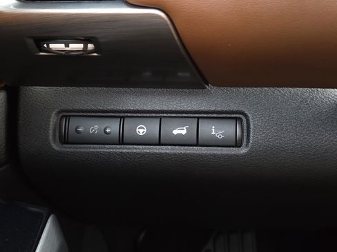 Certified 2024 Nissan Pathfinder Platinum w/ Cargo Package image 27