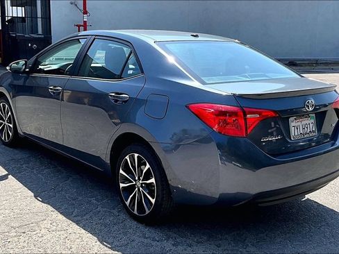 Certified 2017 Toyota Corolla SE w/ SE Premium Package FWD image 6
