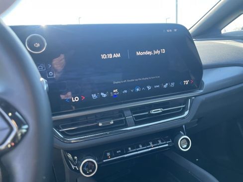 Used 2025 Chevrolet Equinox EV RS w/ Convenience Package II AWD/4WD image 15