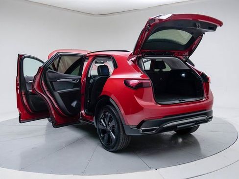 Used 2025 Buick Envision Sport Touring image 19