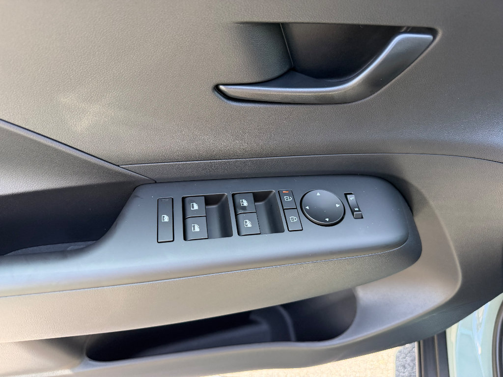 New 2027 Hyundai Kona SEL Sport FWD image 18