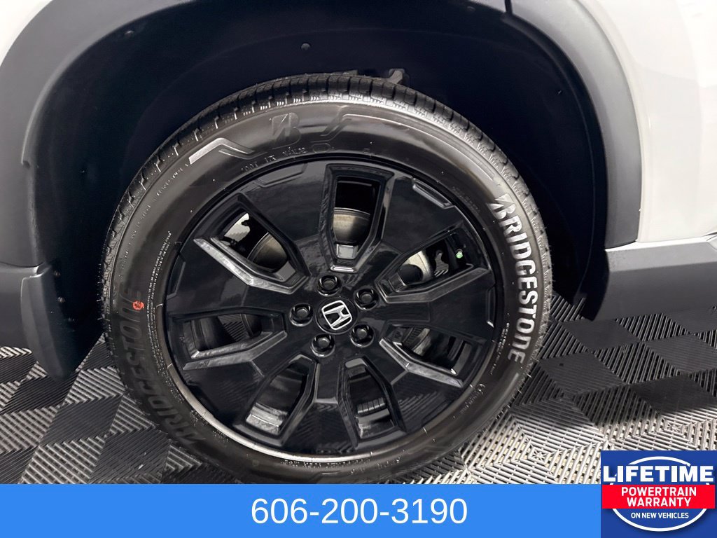 New 2026 Honda Pilot Black Edition image 6