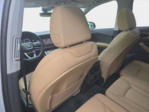 Certified 2025 Audi Q7 2.0T Premium Plus w/ Premium Plus Package AWD/4WD image 13