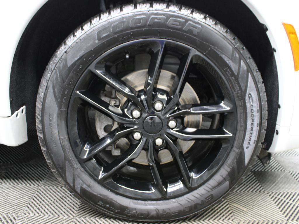 Used 2025 Dodge Durango R/T AWD/4WD image 13